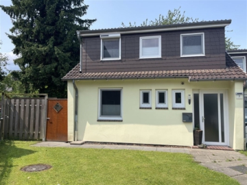 Kleines Reihenhaus in zentraler Lage von Berne!, 27804 Berne , Kr Wesermarsch, Reihenhaus