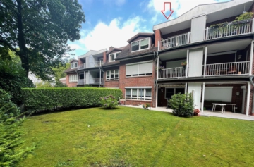 Hude-Süd: Renovierte 3-Zimmer-Maisonettewohnung mit Balkon und Carport, 27798 Hude, Dachgeschosswohnung