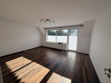 Bookholzberg: Moderne Dachgeschosswohnung mit optimaler Raumaufteilung!, 27777 Ganderkesee, Dachgeschosswohnung