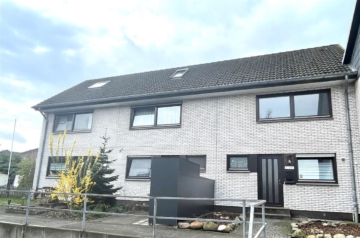 Hude-Nord: Zentrales Reihenmittelhaus mit kleinem Garten und Garage!, 27798 Hude (Oldenburg), Reihenmittelhaus