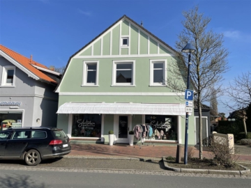Charmante Altbauwohnung in zentraler Lage von Hude!, 27798 Hude, Dachgeschosswohnung