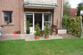 Blick auf die Terrasse - VERKAUFT durch DEGEN+SIEMERS!! Vermietete 2-Zimmer-Erdgeschosswohnung in ruhiger Lage von Hude-Süd!
